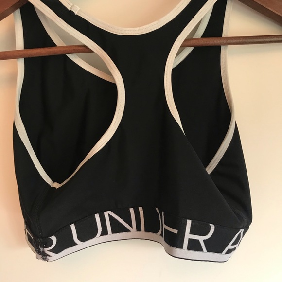 Under Armour Black Sports Bra - Picture 4 of 5